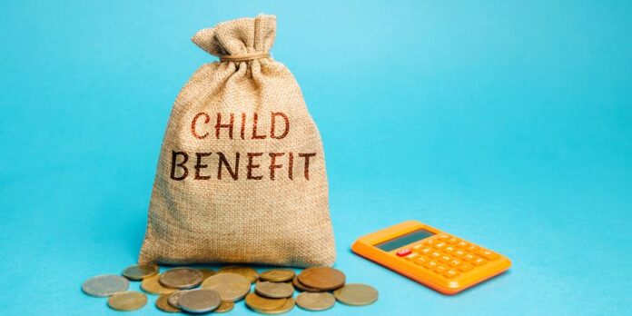5_child_benefit._andrii_yalanskyi Child Benefit thresholds and high-income charge across the UK